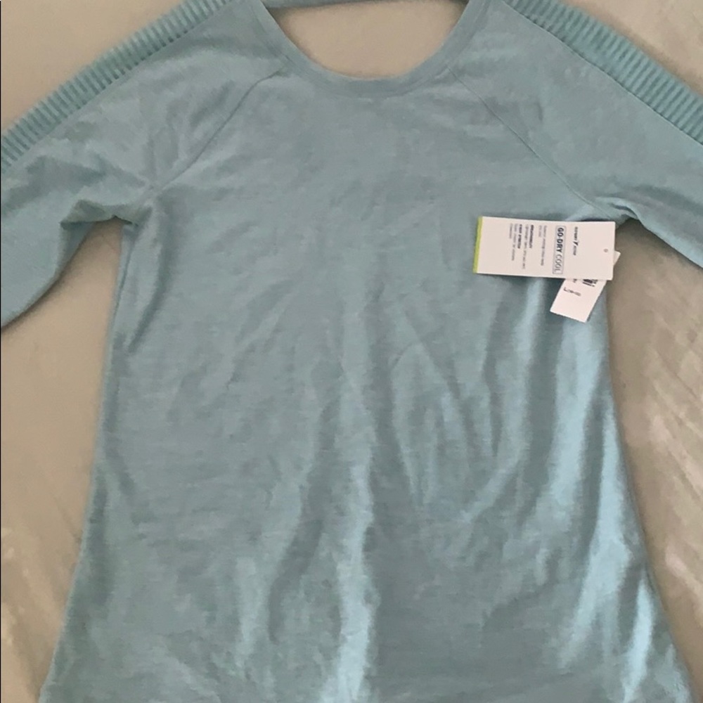 Active shirt